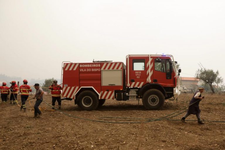 CÂMARA DE MORTÁGUA APELA À POPULAÇÃO PARA AJUDAR BOMBEIROS