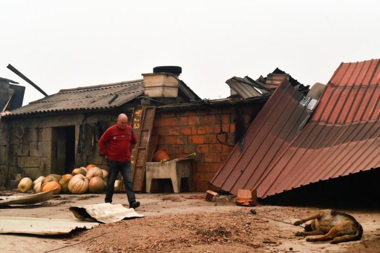 MODELO DE RECONSTRUÇÃO DE CASAS DESTRUÍDAS PELOS FOGOS VAI 5ª FEIRA A CONSELHO DE MINISTROS