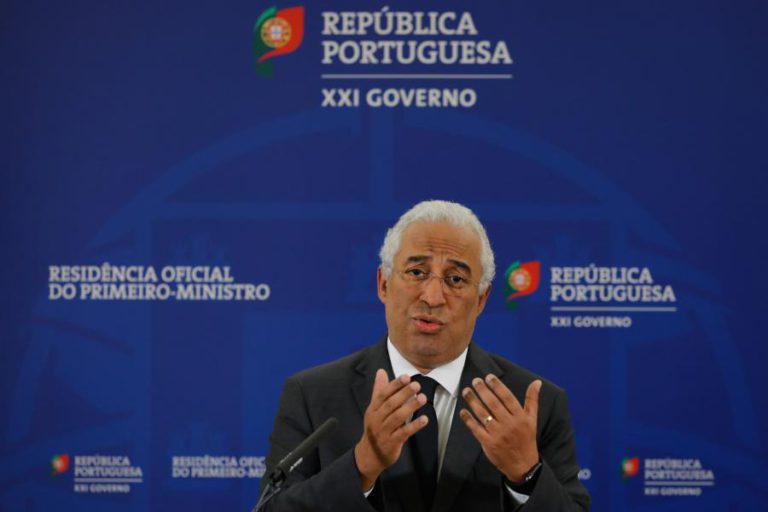 COSTA VISITA UNIDADE DE QUEIMADOS EM COIMBRA E REÚNE-SE COM AUTARCAS DA REGIÃO