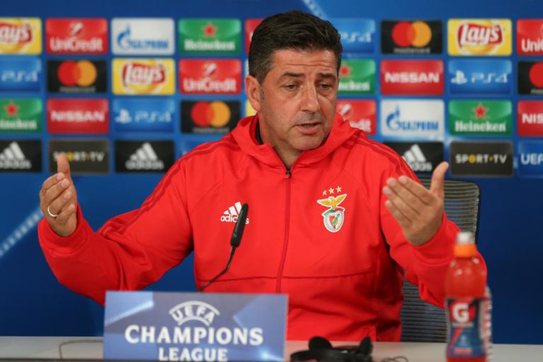 RUI VITÓRIA REFORÇA CONFIANÇA EM SVILAR E ENTENDE OS “RISCOS” DA APOSTA