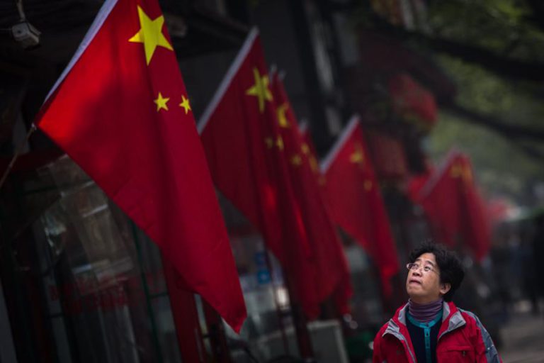 CHINA DEFENDE UNIDADE MULTIÉTNICA DO PAÍS PARA CONQUISTAR DESENVOLVIMENTO COMUM