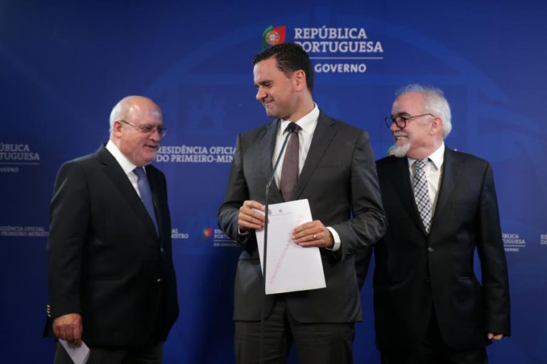 ESTADO REFORÇA POSIÇÃO ACIONISTA NO SIRESP E ADMITE A PRAZO CONTROLO TOTAL