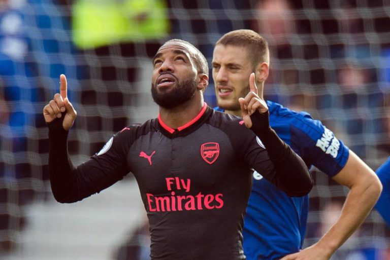 ARSENAL GOLEIA EVERTON E DEIXA KOEMAN EM ‘MAUS LENÇÓIS’