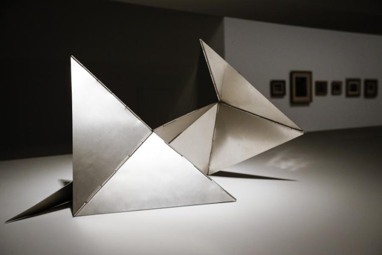 EXPOSIÇÃO RECORDA “GRANDE RIQUEZA” DO MODERNISMO BRASILEIRO E SUAS INFLUÊNCIAS