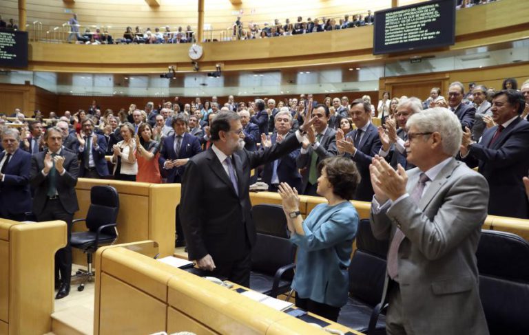 SENADO DE ESPANHA AUTORIZA SUSPENSÃO DA AUTONOMIA DA CATALUNHA