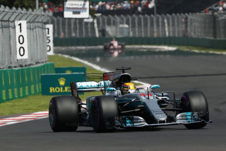 LEWIS HAMILTON CAMPEÃO MUNDIAL DE FÓRMULA 1 PELA QUARTA VEZ