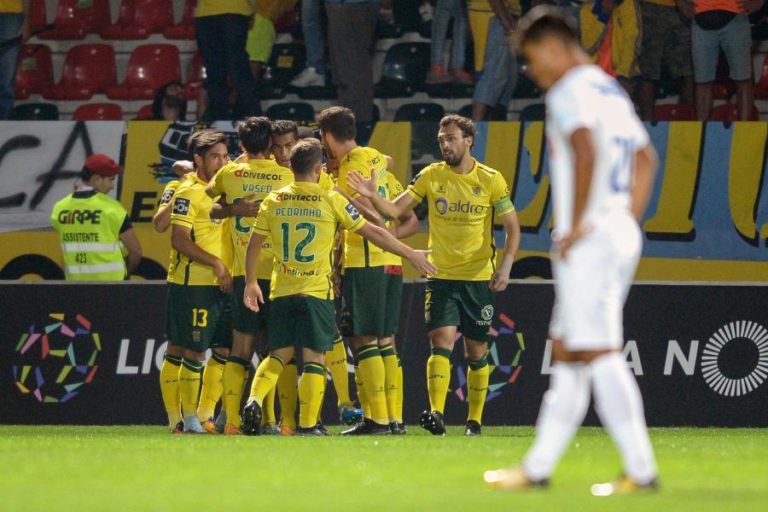 AUTOGOLO PERMITE A PAÇOS DE FERREIRA REGRESSAR AOS TRIUNFOS FRENTE AO ESTORIL-PRAIA