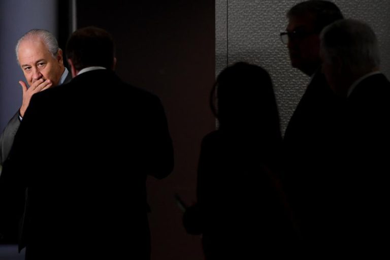 RIO ACONSELHA MILITANTES A ESCOLHER “QUEM OS PORTUGUESES QUEREM”