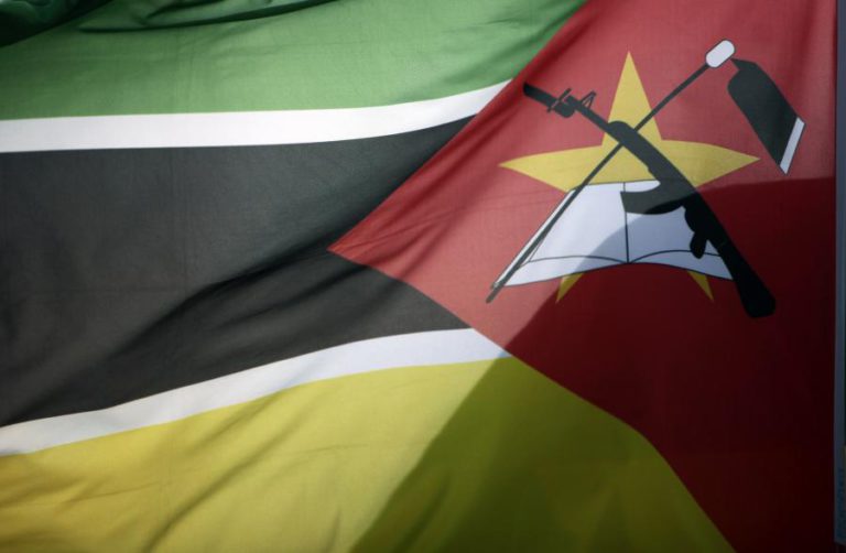 HOMENS ARMADOS VOLTAM A DISPARAR PERTO DO COMANDO DA POLÍCIA NO NORTE DE MOÇAMBIQUE