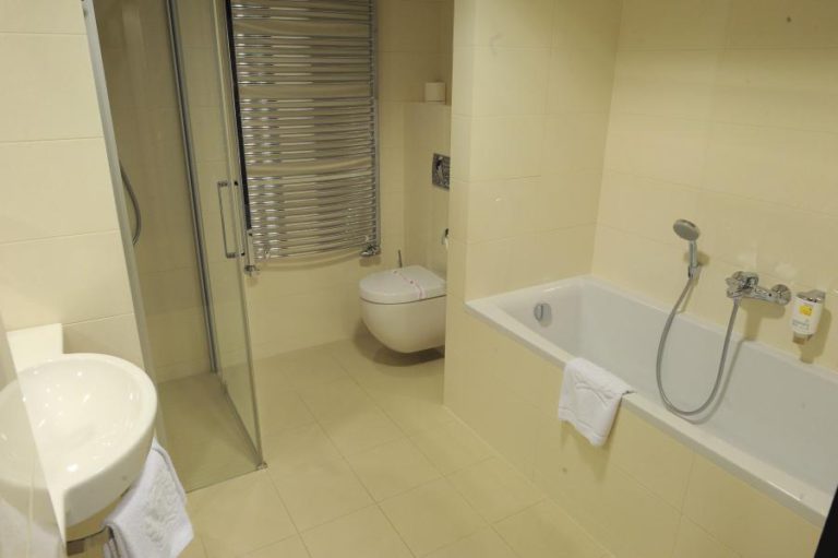 CERCA DE 60% DA POPULAÇÃO MUNDIAL SEM ACESSO A INSTALAÇÕES SANITÁRIAS ADEQUADAS