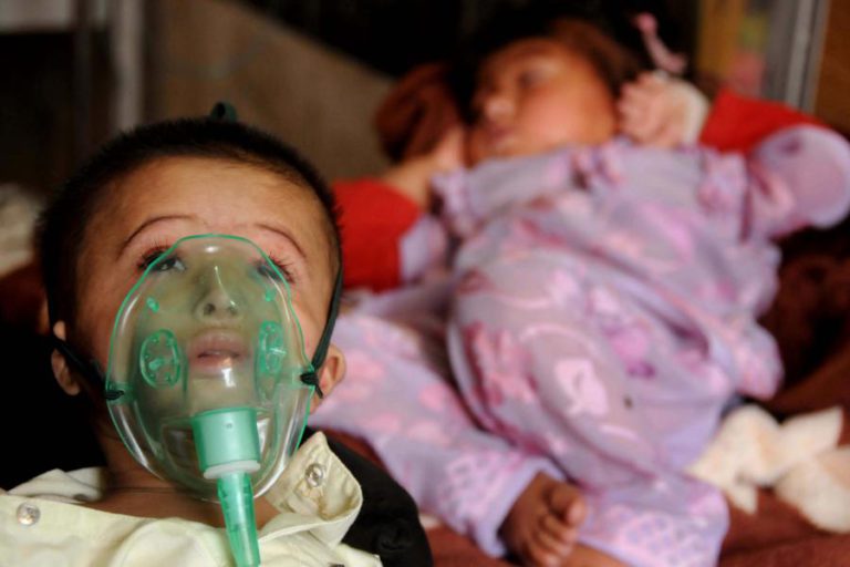 EM CADA MINUTO MORREM DUAS CRIANÇAS MENORES DE CINCO ANOS COM PNEUMONIA