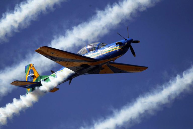 EMBRAER RECEBE PEDIDO DE SEIS AVIÕES SUPER TUCANO DA FORÇA AÉREA DAS FILIPINAS