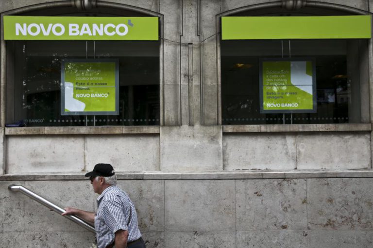 NOVO BANCO REDUZIU 390 TRABALHADORES E FECHOU 58 AGÊNCIAS ATÉ SETEMBRO
