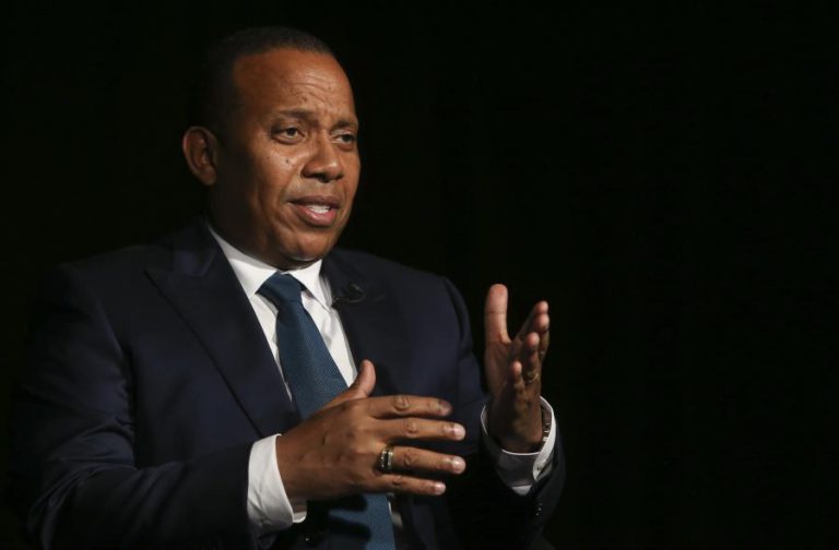 PRIMEIRO-MINISTRO SÃO-TOMENSE GARANTE DESBLOQUEIO DE VERBAS PARA DEFESAS OFICIOSAS