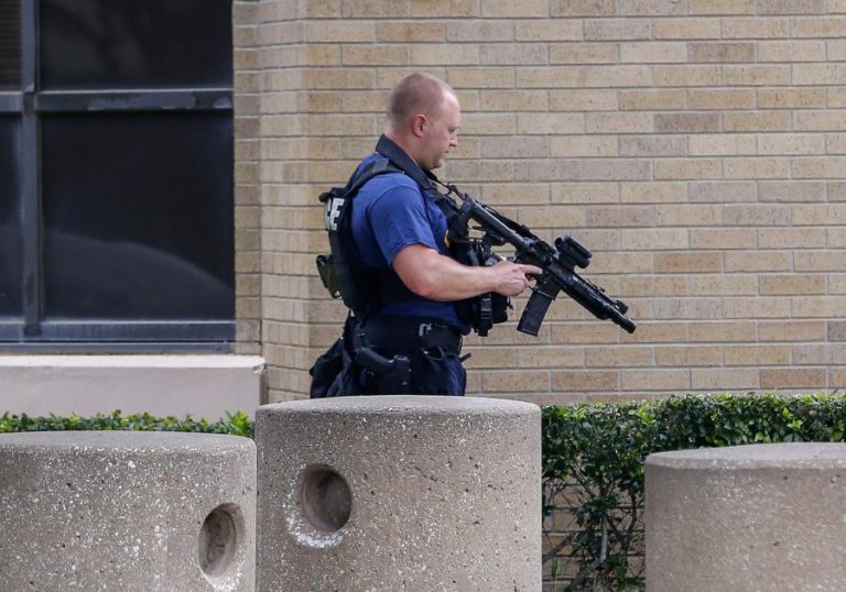 TIROTEIO NUMA IGREJA BATISTA NO TEXAS CAUSA VÁRIOS MORTOS E FERIDOS