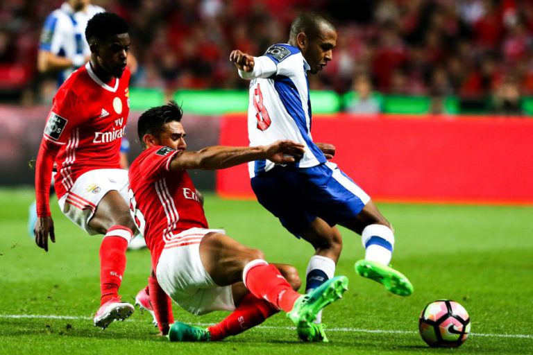 CLÁSSICO FC PORTO-BENFICA JÁ TEM LOTAÇÃO ESGOTADA