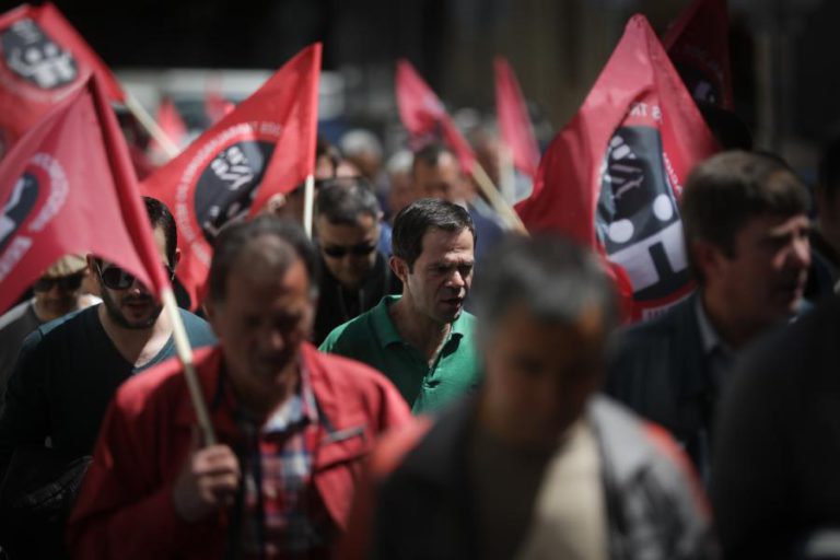 TRABALHADORES DA EMEF APROVAM GREVE DURANTE A 1ª QUINZENA DE JANEIRO