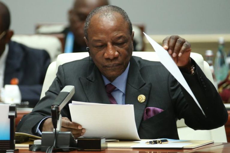 PRESIDENTE DA UNIÃO AFRICANA DEFENDE REVISÃO DA CONSTITUIÇÃO DA GUINÉ-BISSAU