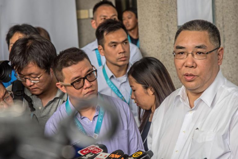 FUNCIONÁRIOS PÚBLICOS DE MACAU COM AUMENTO SALARIAL DE 2,40%, O MENOR DESDE 2011