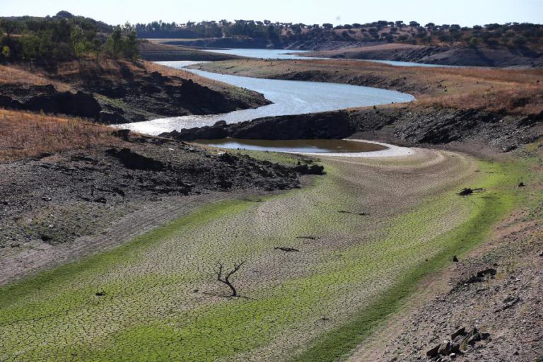 PRODUÇÃO ELÉTRICA NAS BARRAGENS NO VALOR MAIS BAIXO DE SEMPRE EM OUTUBRO