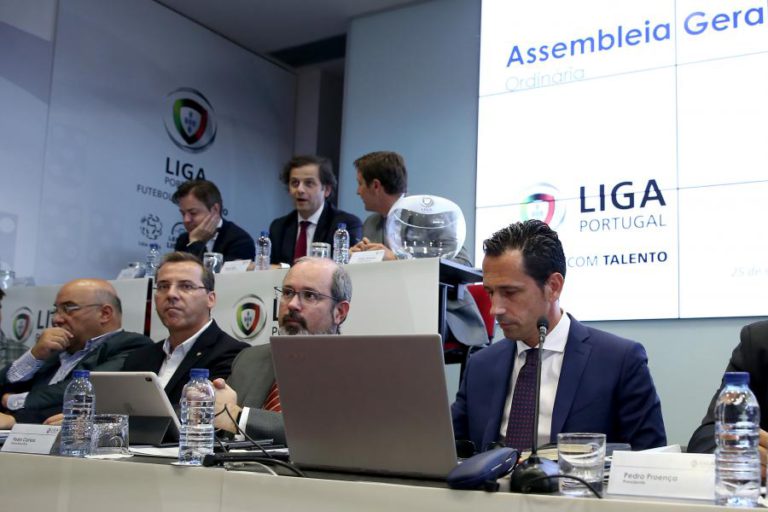 LIGA E APAF REUNIRAM-SE PARA DEBATER ALTERAÇÃO AOS REGULAMENTOS DISCIPLINARES