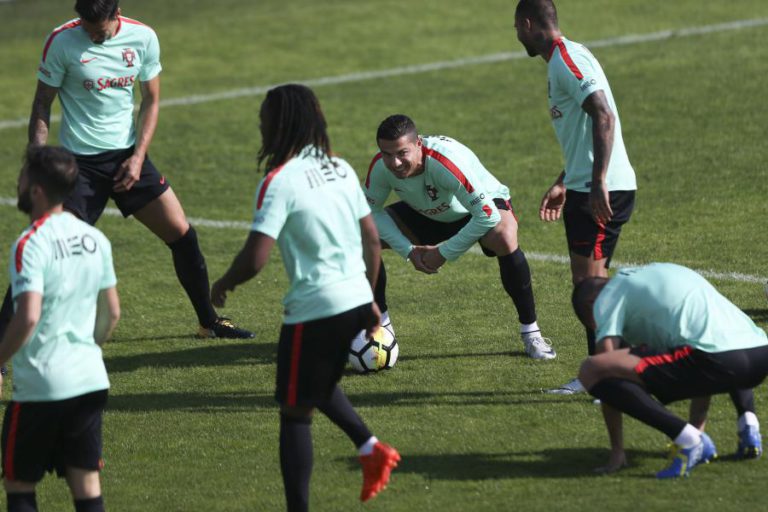MUNDIAL2018: PORTUGAL VOLTA A TREINAR NA CIDADE DO FUTEBOL E VIAJA PARA VISEU