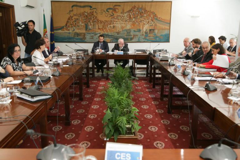 PARCEIROS SOCIAIS COMEÇAM A DISCUTIR HOJE ALTERAÇÕES À LEI LABORAL