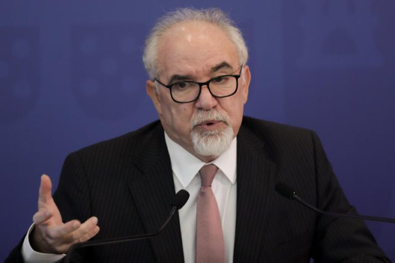 VIEIRA DA SILVA GARANTE “COMBATE CONSEQUENTE” À PRECARIEDADE NO PRÓXIMO ANO