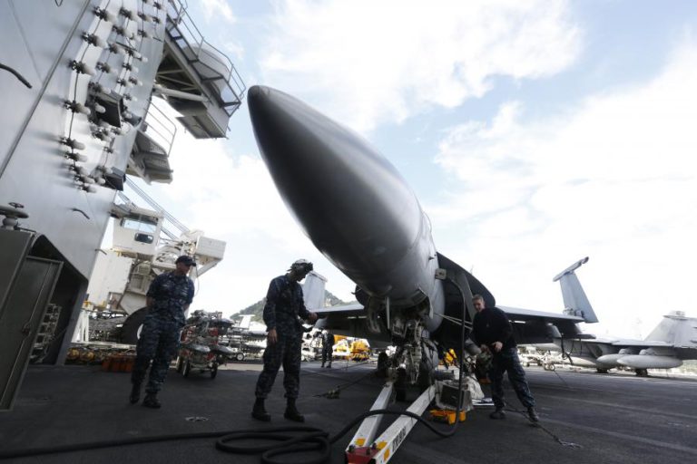SEUL E WASHINGTON INICIAM MANOBRAS COM TRÊS PORTA-AVIÕES DOS EUA