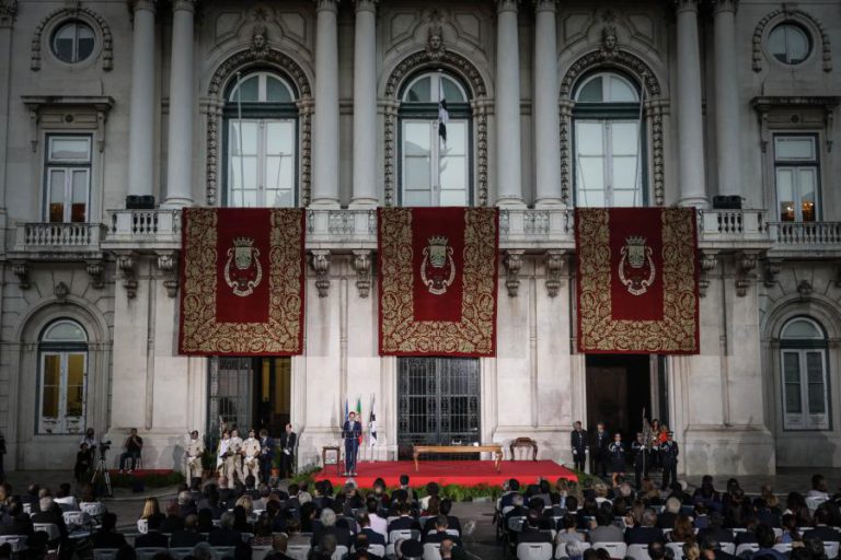 PLENÁRIO DE LISBOA DO BE APROVA ACORDO COM O PS NA CÂMARA