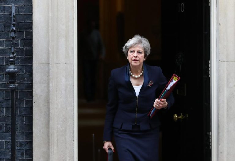 THERESA MAY CRITICA COLONIZAÇÃO DE TERRITÓRIOS PALESTINIANOS POR ISRAEL