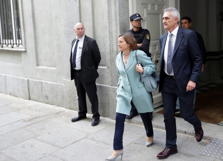 SUPREMO TRIBUNAL ESPANHOL COLOCA SEIS DEPUTADOS REGIONAIS DA CATALUNHA EM VIGILÂNCIA POLICIAL