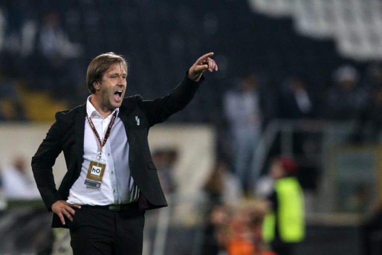 TREINADOR DO VITÓRIA DE GUIMARÃES DÁ VANTAGEM AO BENFICA PELO TEMPO DE DESCANSO