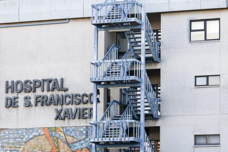 NÚMERO DE CASOS DE LEGIONELLA DETETADOS NO HOSPITAL DE SÃO FRANCISCO XAVIER SOBE PARA 19