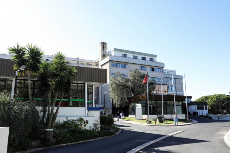 LEGIONELLA: DETETADO MAU ESTADO DE CONSERVAÇÃO NAS TORRES DE ARREFECIMENTO DO HOSPITAL