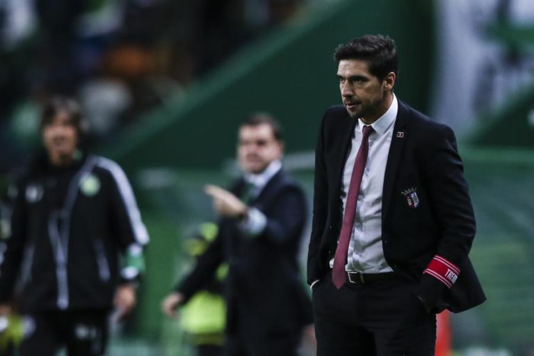 ABEL FERREIRA DIZ QUE ELIMINAÇÃO DA TAÇA DE PORTUGAL NÃO AFETA META EUROPEIA