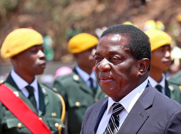 EX-VICE-PRESIDENTE DO ZIMBABUÉ MNANGAGWA APELA A MUGABE PARA SE DEMITIR