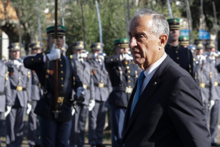 PRESIDENTE DA REPÚBLICA DESAFIA PORTUGUESES A APOIAR GESTO SOLIDÁRIO DA SELEÇÃO