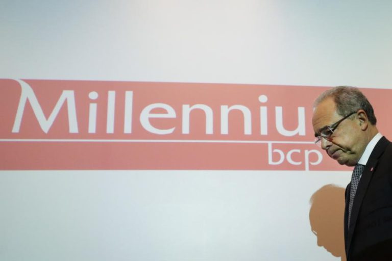 VÁRIAS GESTORAS DE FUNDOS DE INVESTIMENTO FORA DA EMISSÃO DE DÍVIDA DO BCP
