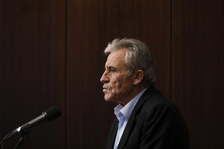 PCP QUER ALARGAR CONTAGEM DE TEMPO “PARA TODOS” NA FUNÇÃO PÚBLICA