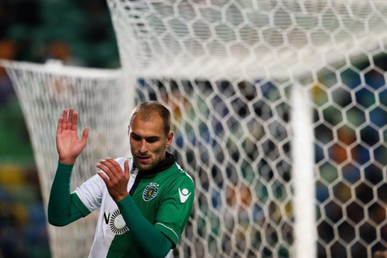 BAS DOST ELEITO FUTEBOLISTA DO ANO NA 54.ª EDIÇÃO DOS PRÉMIOS STROMP