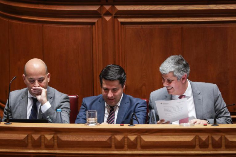 MEDIDAS DE RECONSTRUÇÃO, PREVENÇÃO E COMBATE AOS FOGOS COM IMPACTO DE 230ME NO DÉFICE