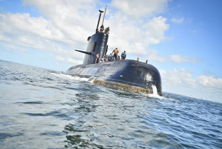SUBMARINO ARGENTINO REPORTOU AVARIA NA DERRADEIRA COMUNICAÇÃO QUARTA-FEIRA