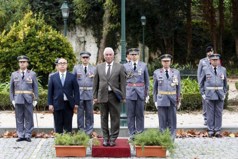 COSTA GARANTE QUE HÁ TEMPO PARA FAZER MUDANÇA DO INFARMED “A CONTENTO DE TODOS”