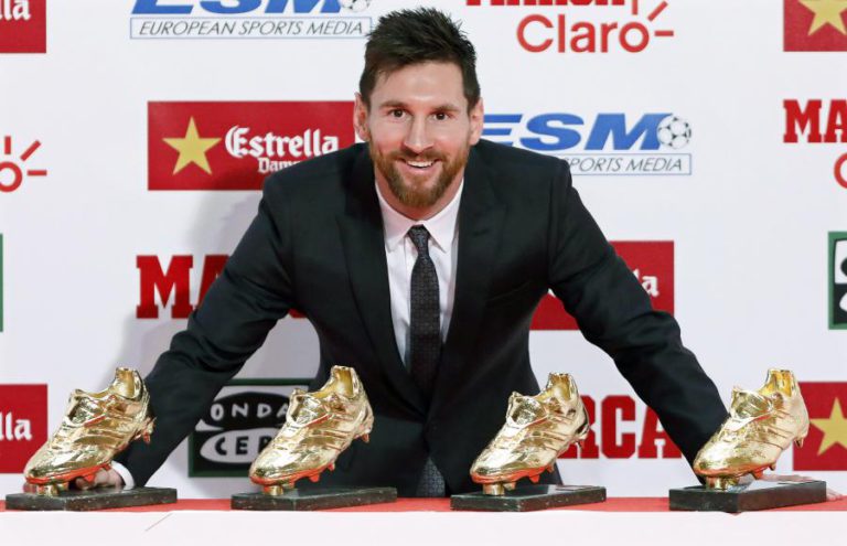 MESSI RENOVA COM O FC BARCELONA ATÉ 2021