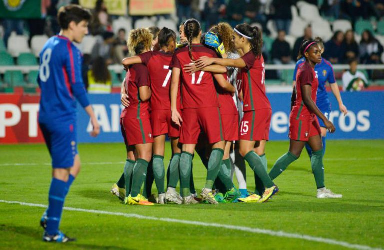 SELEÇÃO FEMININA DE PORTUGAL GOLEIA MOLDOVA NO APURAMENTO PARA MUNDIAL