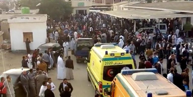 NÚMERO DE MORTOS EM ATAQUE CONTRA MESQUITA NO SINAI AUMENTA PARA 305