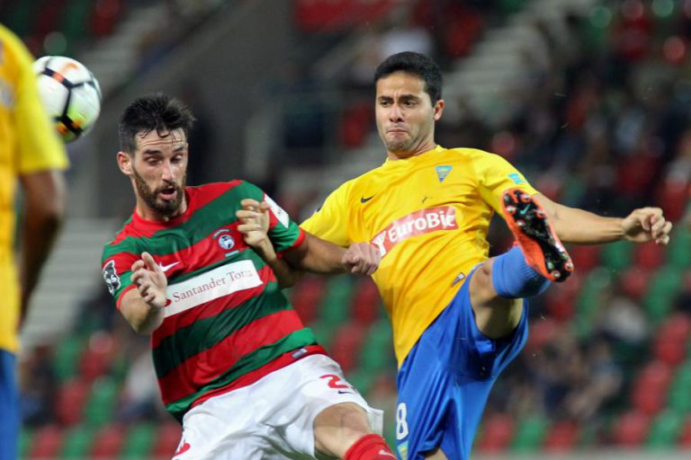 MARÍTIMO E ESTORIL EMPATAM A ZERO NA ESTREIA DE IVO VIEIRA PELOS ‘CANARINHOS’