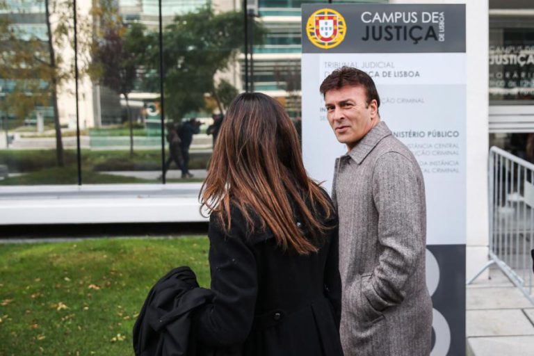 TONY CARREIRA E EDITORA CHEGAM A PRINCÍPIO DE ACORDO NO PROCESSO DE PLÁGIO