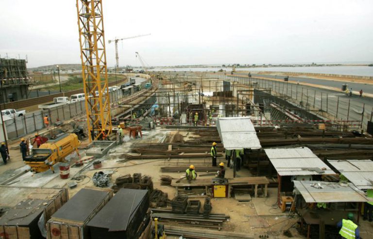 MINISTÉRIO DA CONSTRUÇÃO APONTA DIFICULDADES A ATESTAR QUALIDADE DAS OBRAS EM ANGOLA